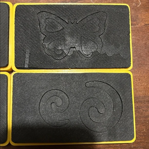 Sizzix Bundle of Yellow Dies - Picture 7 of 11